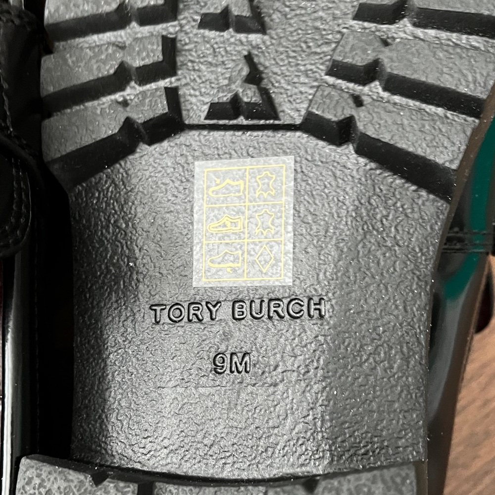 NEW with issue Tory Burch 9 M Black Patent Leather Penny Loafers with Gold Logo - Picture 7 of 10